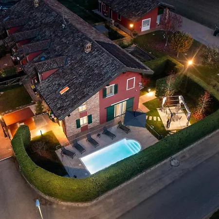 Casa Vecchio Mulino Villa Alba (Piedmont)