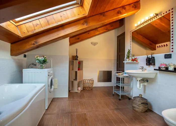 Casa Vecchio Mulino Villa Alba (Piedmont)